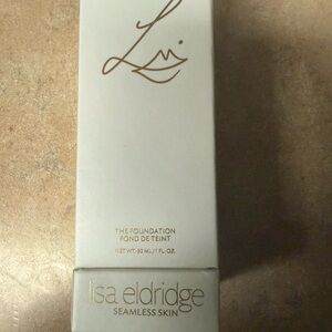 Lisa Eldridge Seamless Skin Foundation - White Box with Gold Logo